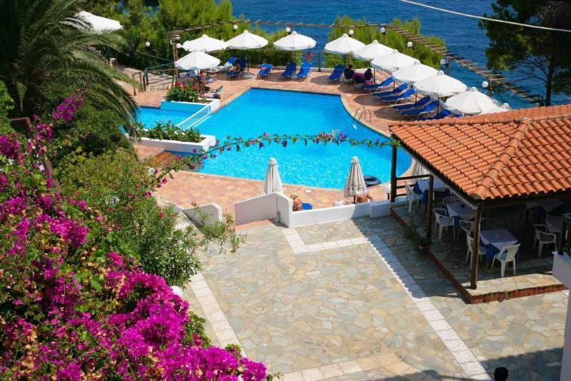 Paradise Hotel Patitírion Exterior foto